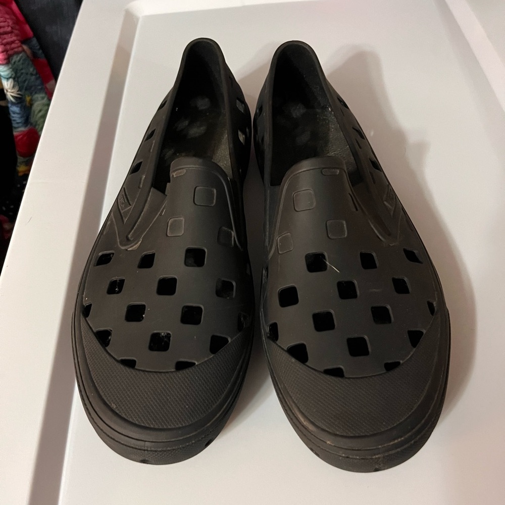 Vans Slip On Mule TRK MTE Shoe Black Mens Size 9 Waterproof Beach Sandals 2107